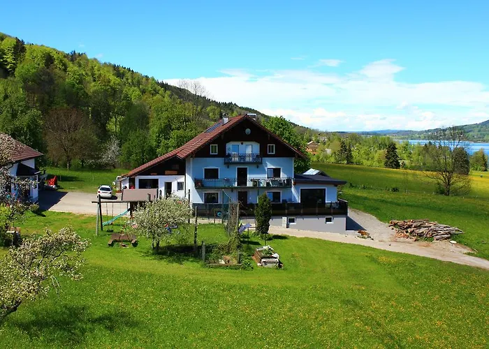 Feriegård Bauernhof Schink *